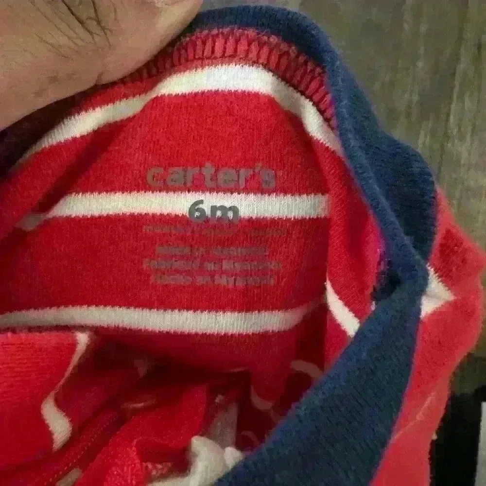 Carters sleep and play.